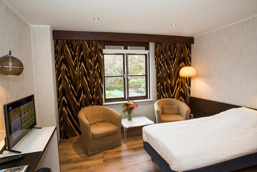 Landhotel De Hoofdige Boer Almen Exterior photo